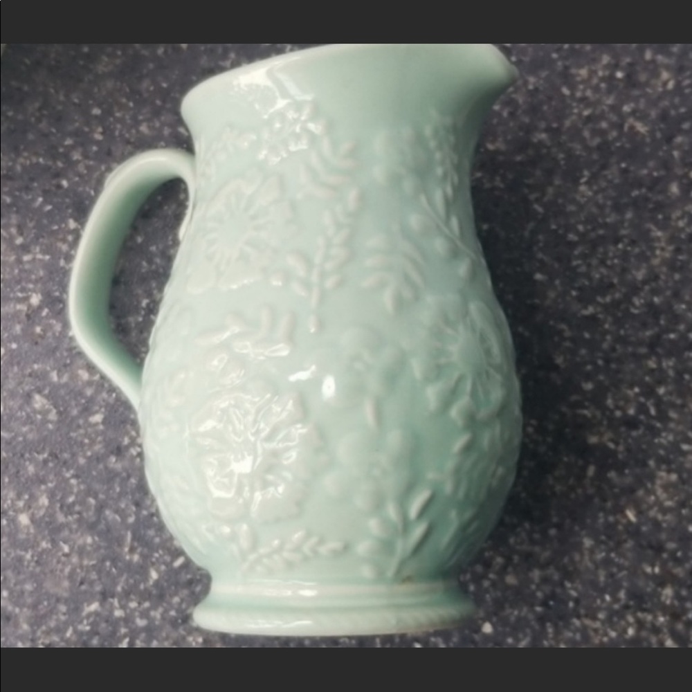 The Pioneer Woman| Floral Creamer